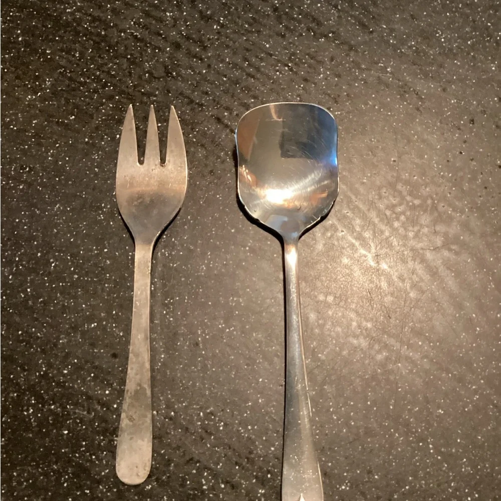 Little folks starter set fork and spoon. - Picture 2 of 4